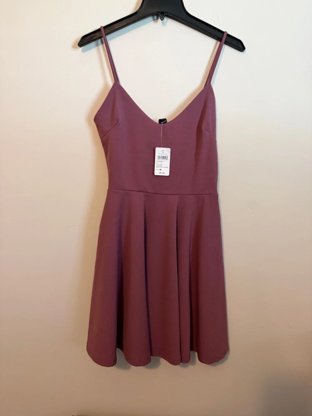Windsor Dusty Rose Spaghetti-Strap Skater Dress size medium NWT - Picture 2 of 9